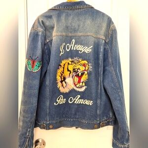 Gucci XL/IT52 Unisex "L'auvegle Par Amour" Embroidered Denim Jacket